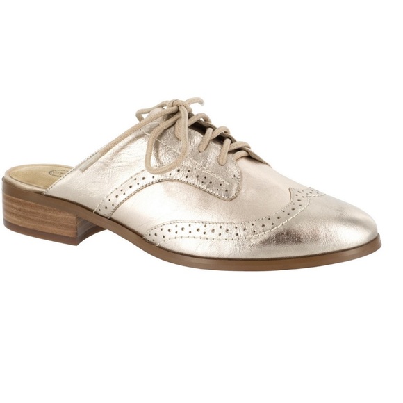 Bella Vita Baxter woman’s Champagne Suede Mule - Picture 6 of 10